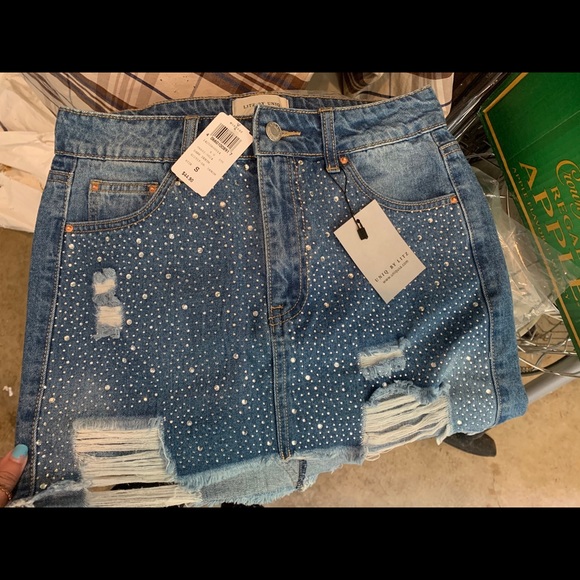 Too Glam Rhinestone mini skirt BRAND NEW - Picture 6 of 8